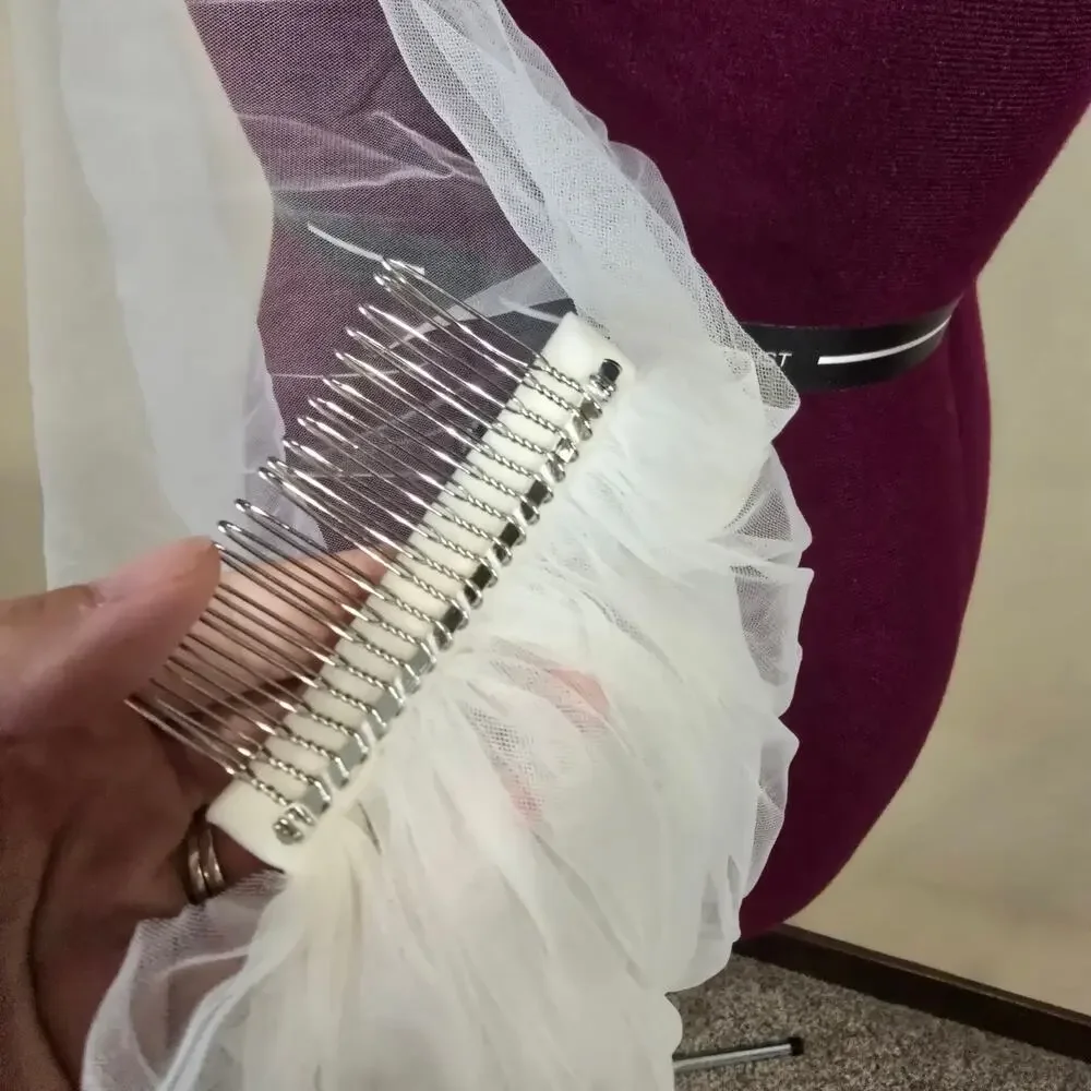 Women's Ivory Hair Comb Wedding Veil